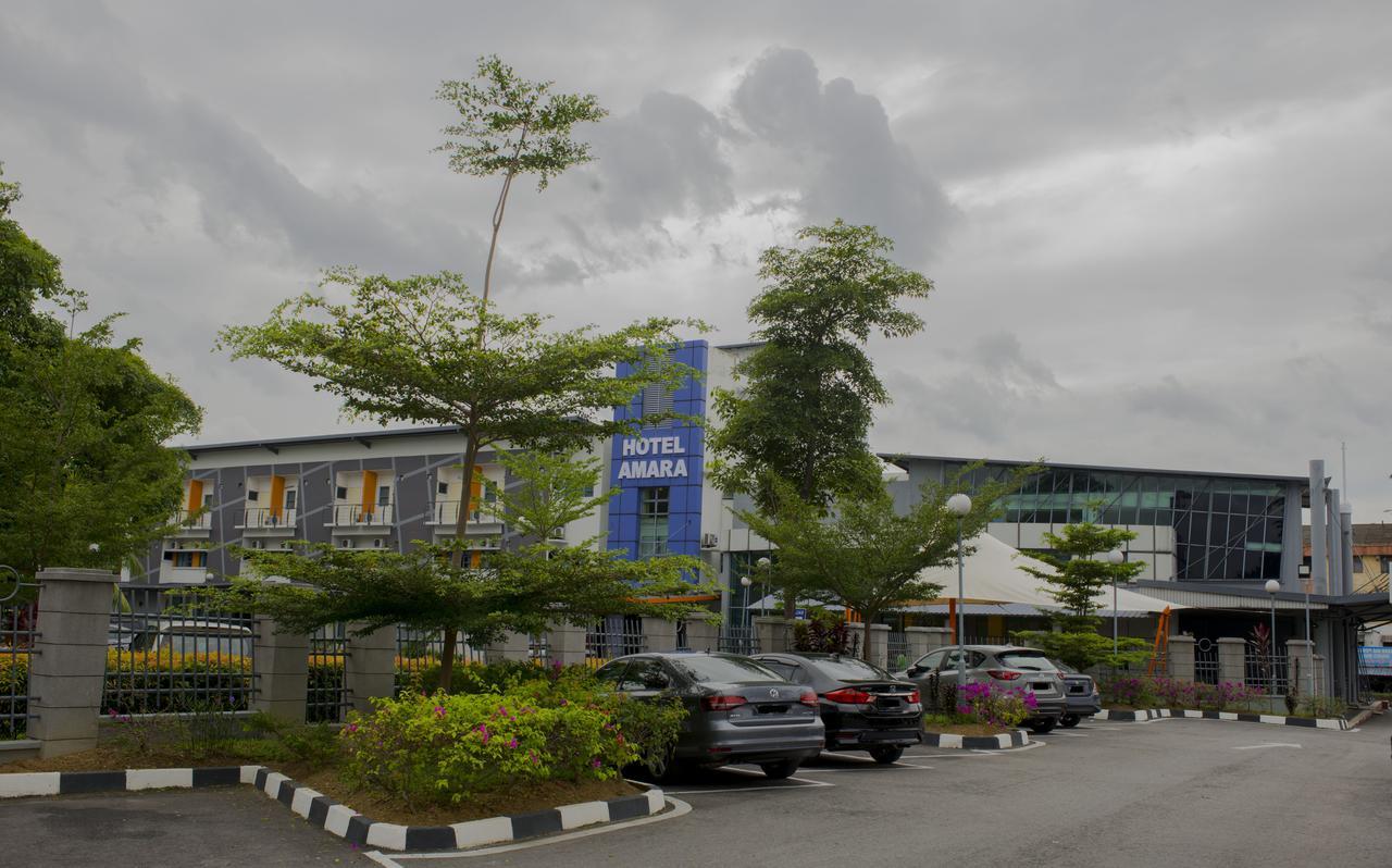 Hotel Amara Subang Jaya Esterno foto