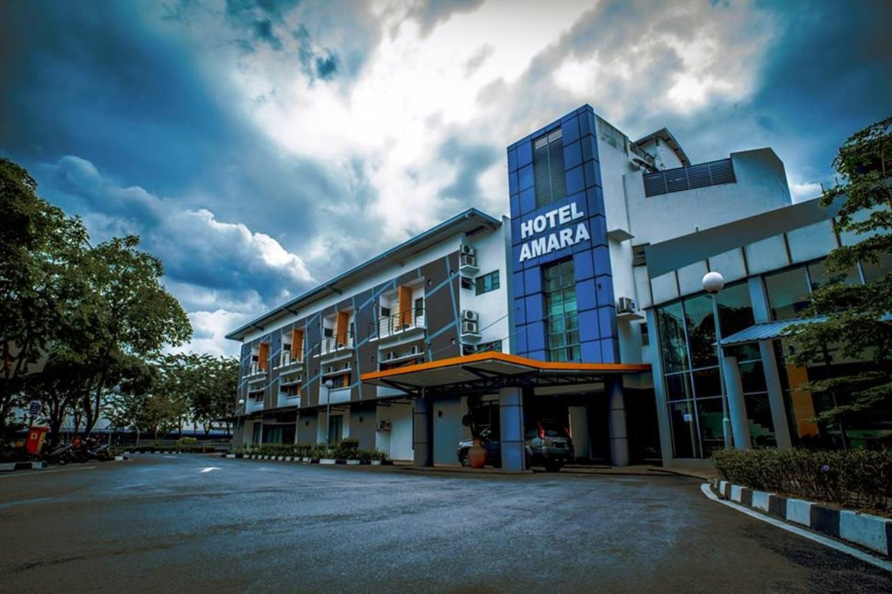 Hotel Amara Subang Jaya Esterno foto