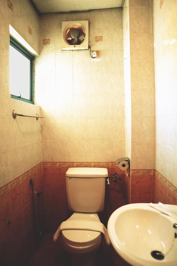 Hotel Amara Subang Jaya Esterno foto